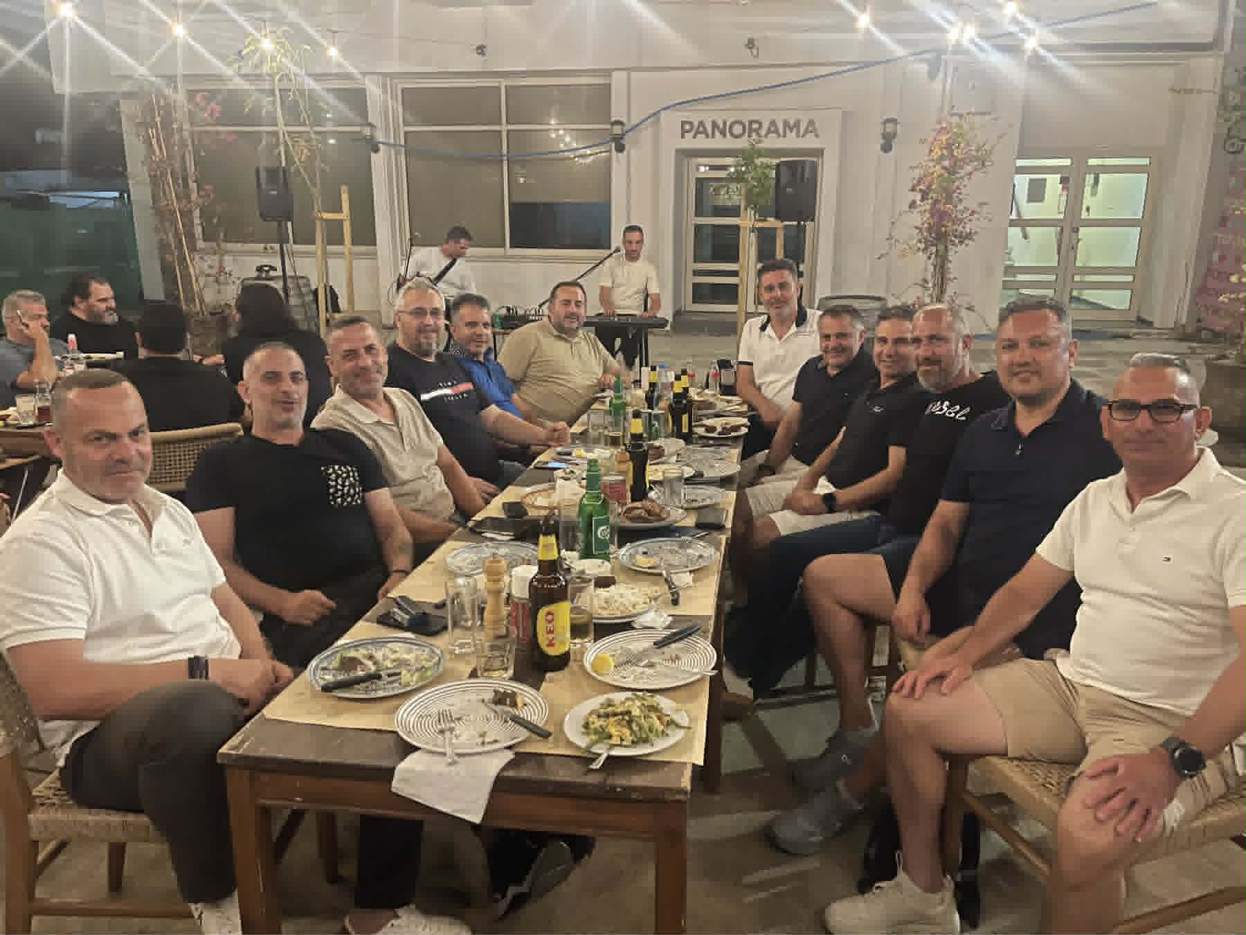Οι ποδοσφαιρικές φιλίες κρατάνε για πάντα! Φώτος